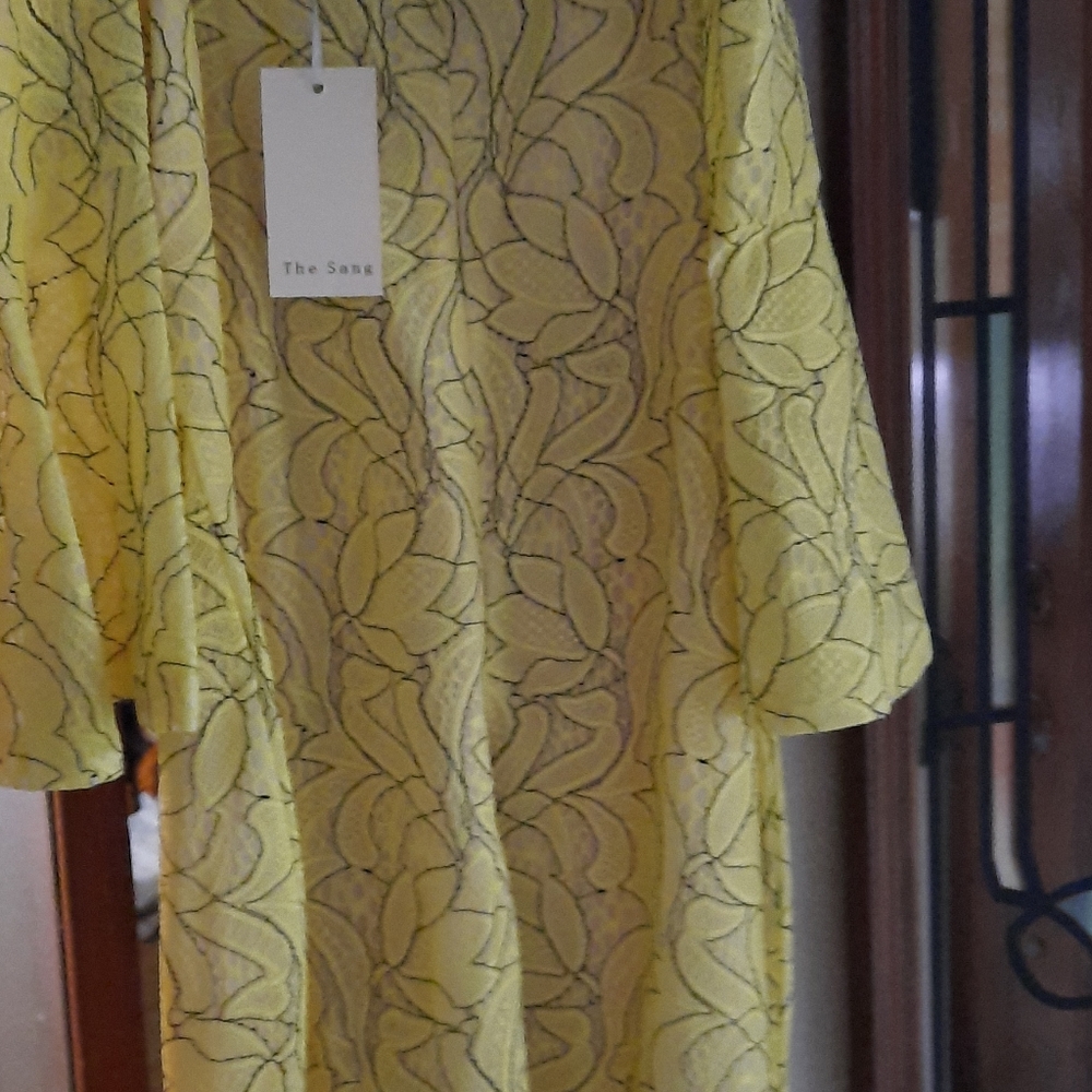 Never worn - Picture 4 of 4